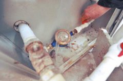 水表出了问题应该找谁解决？